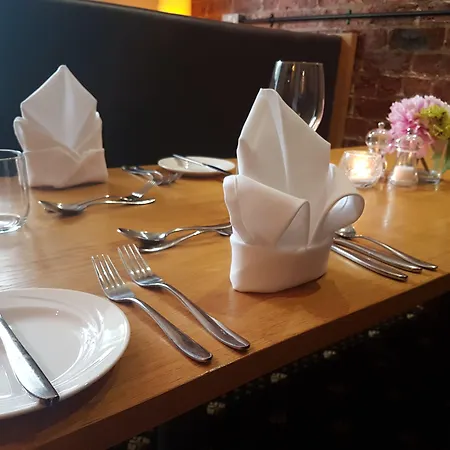 Hedley House Wellness And 3*