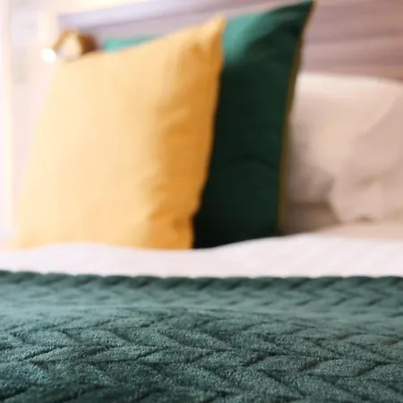 Hedley House Wellness And 3* York
