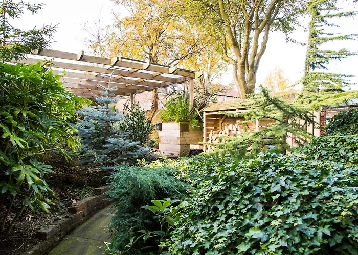 Hedley House & Hotel